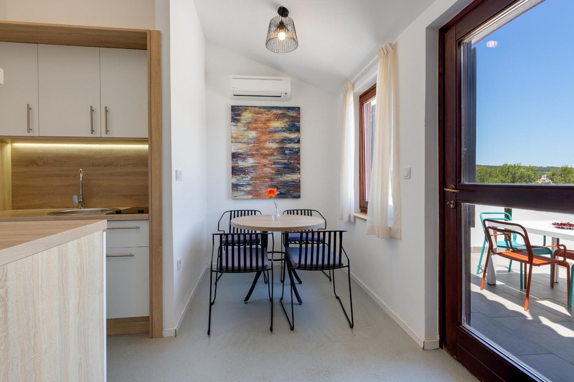 Apartments Jezera Lovisca Ngoại thất bức ảnh